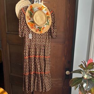 Vintage Minnie Pearl costume or Floral Brown Dress with Orange Accents